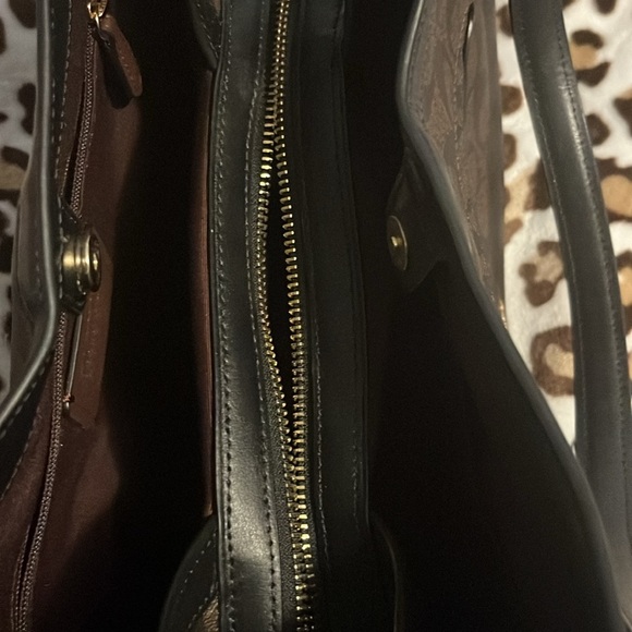 Coach Shoulder Bag 🤎 - Picture 4 of 5